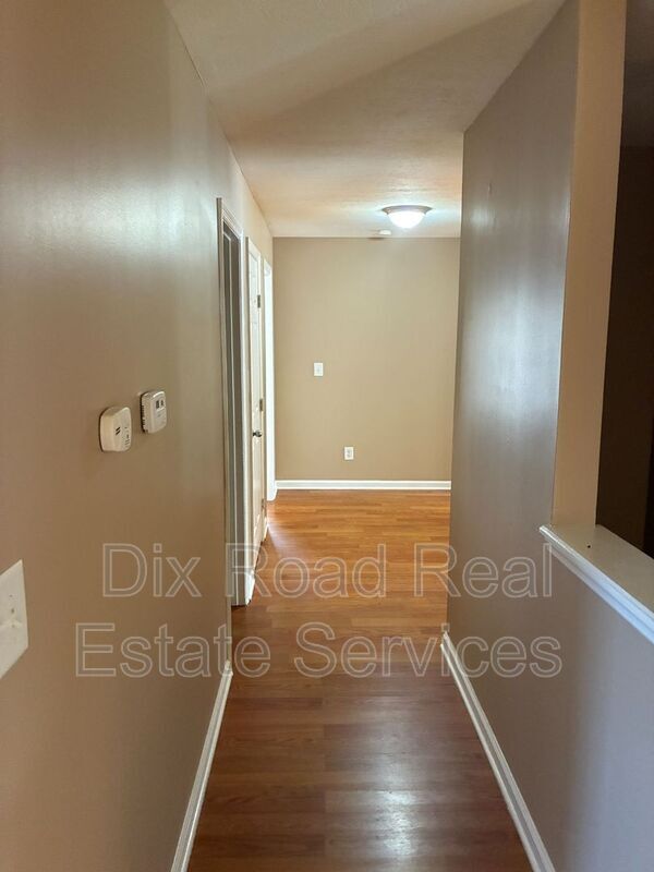 Building Photo - 2747 Tantivy Terrace