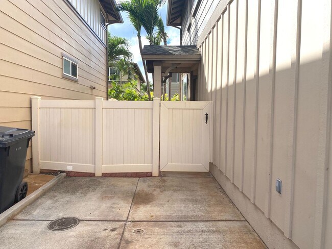 Building Photo - Ewa by Gentry Montecito/Tuscany - Single Family 3 bdrm, 2 bath, 2 parking