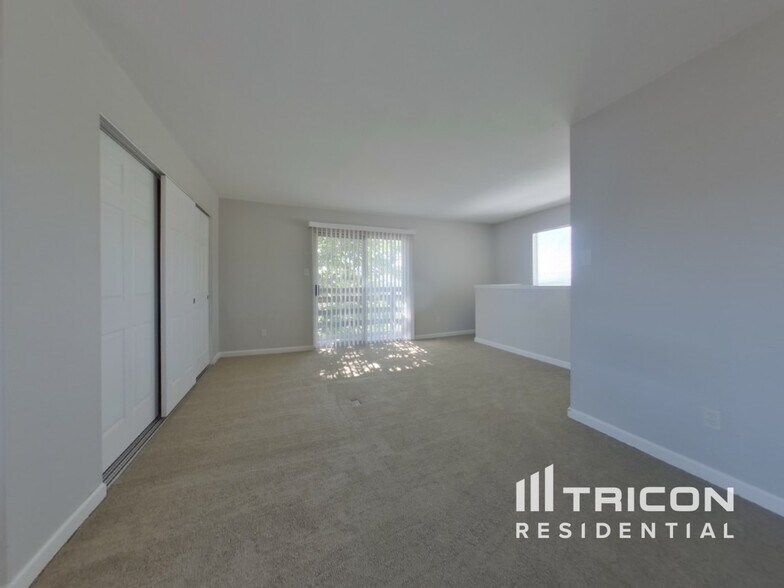 Building Photo - 3045 Slater Ct