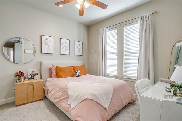 Building Photo - 2800 Sandage Ave