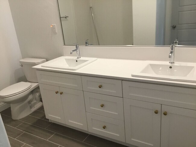 Building Photo - Lennar Home at Riverstone