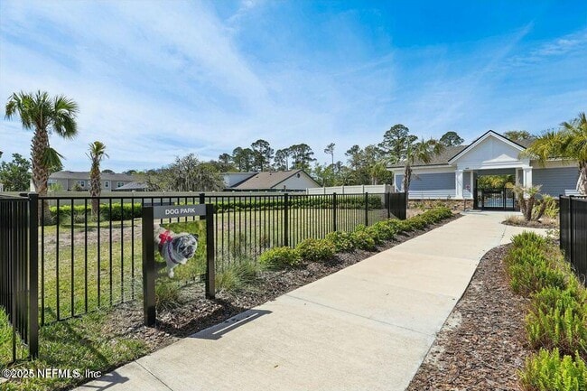 Building Photo - 307 Annies Pl