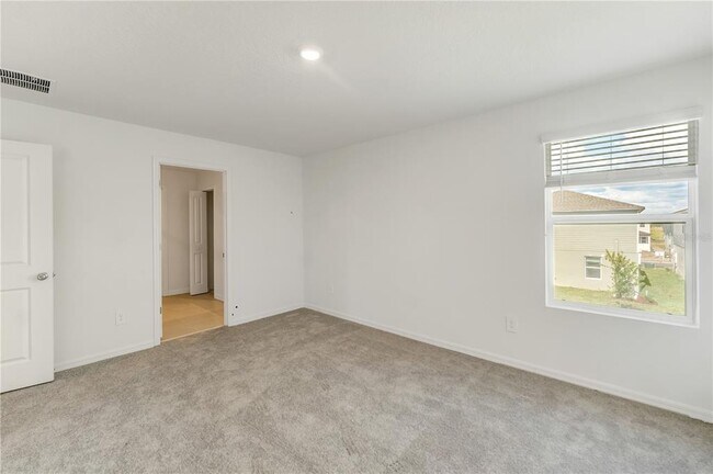 Building Photo - 5615 Red Kite Dr