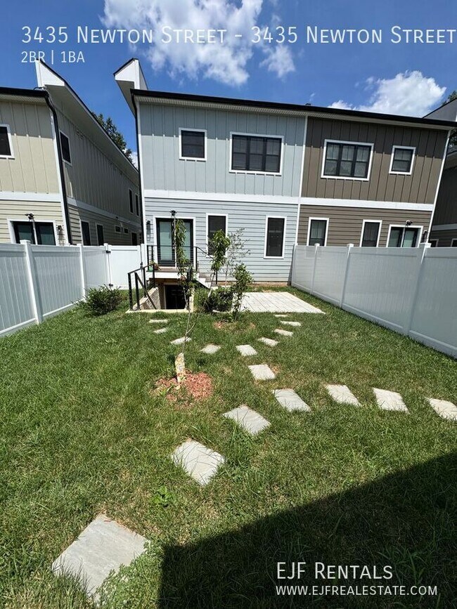 Primary Photo - 3435 Newton St