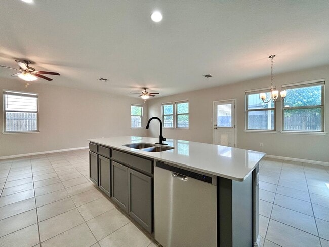 Building Photo - 11909 Mercantile Ln