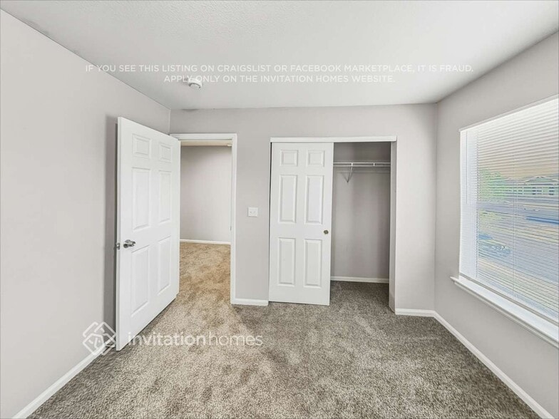 Building Photo - 893 Lehigh Cir