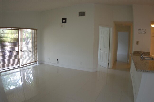 Building Photo - 10630 SW 157th Ct