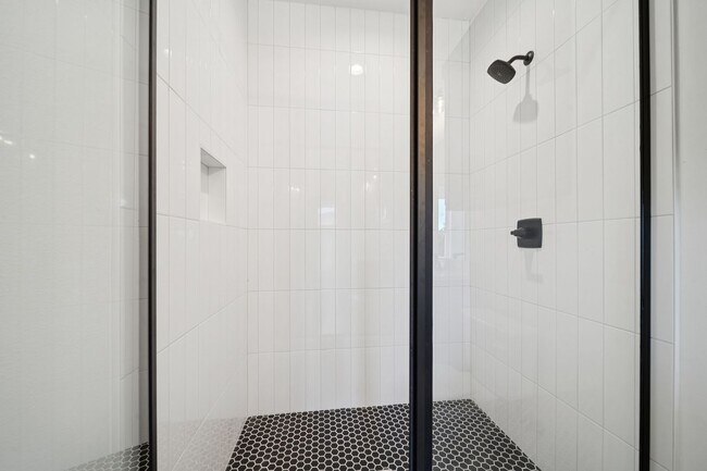 Building Photo - Welcome to this stunning new build in the desirable gated community of Broken Arrow, OK!