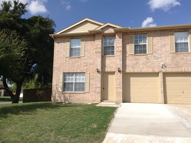 Primary Photo - 601 Spillway Drive