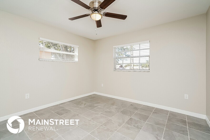 Building Photo - 11440 Fox Run