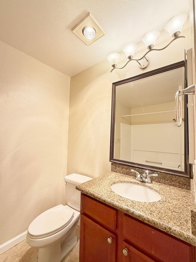 Building Photo - Deluxe Condo-2BR / 2BA near Santana Row/Santa Clara Valley Medical Center