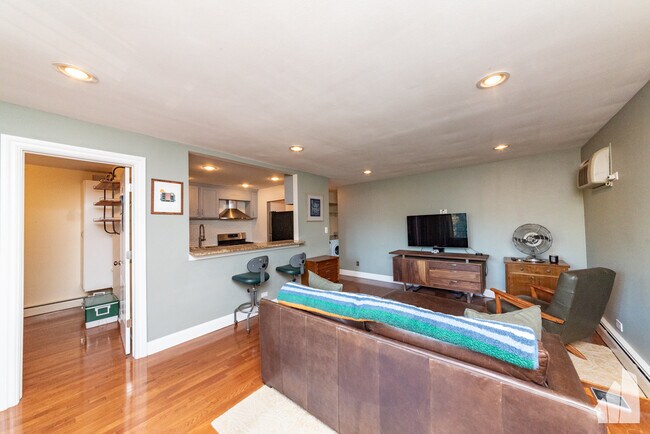 Building Photo - 3136 California-401