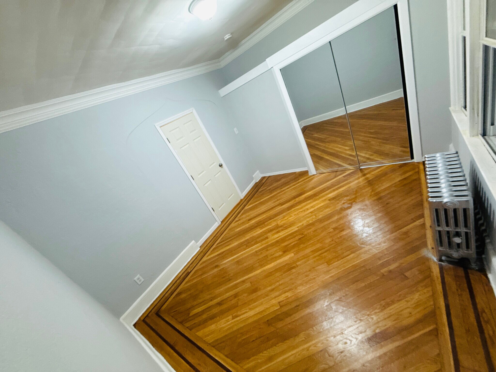 Building Photo - 15 Finlay Pl