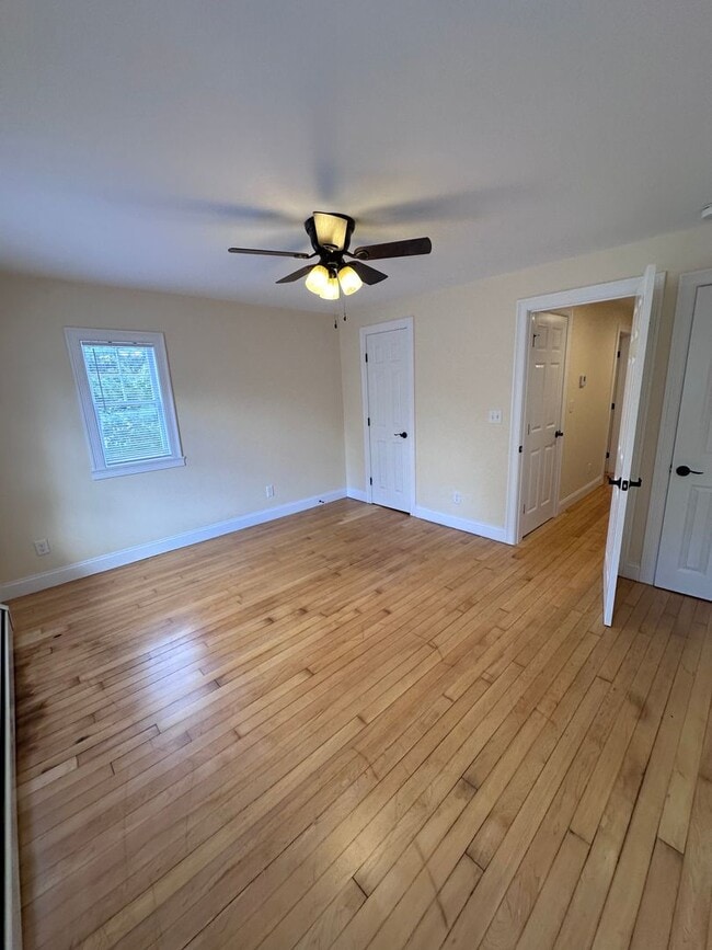 Building Photo - 416 Pearl St