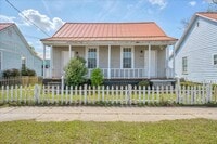 Building Photo - 1606 Broad St