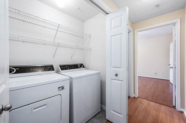 Building Photo - 1330 Old Spanish Trl