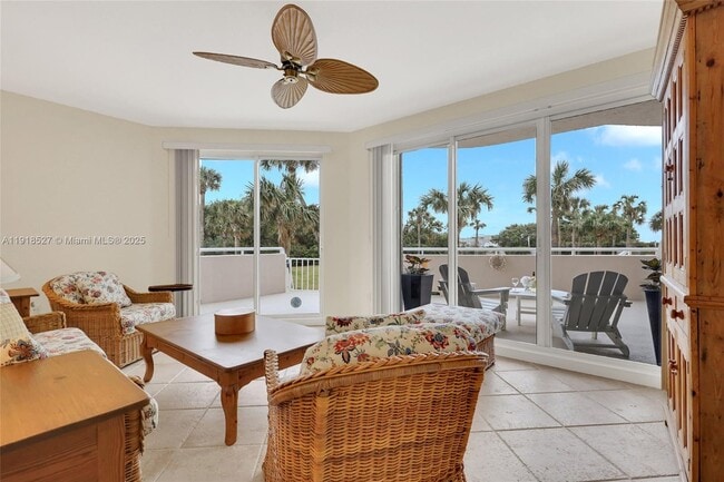 Building Photo - 5051 N Hwy A1A