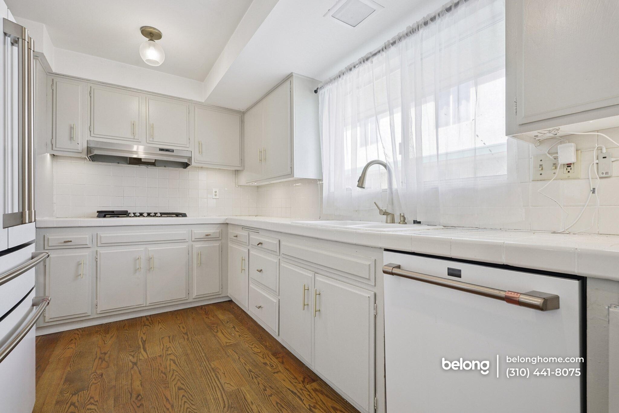 Building Photo - 6509 Kester Ave