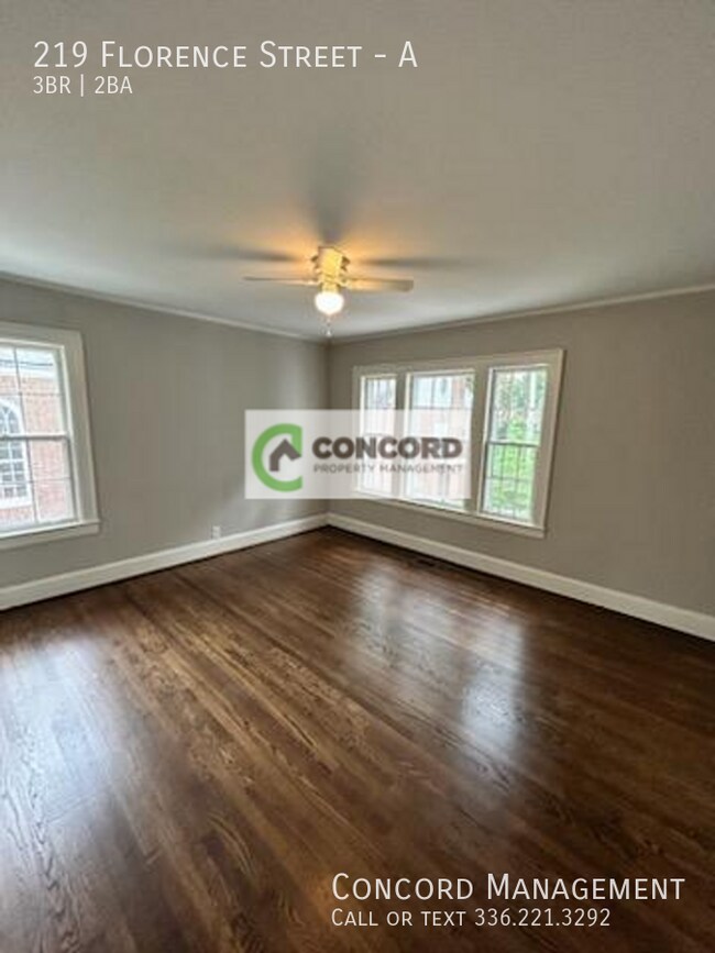 Building Photo - 219 Florence St