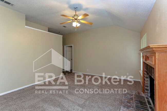 Building Photo - 2304 Sherman Dr