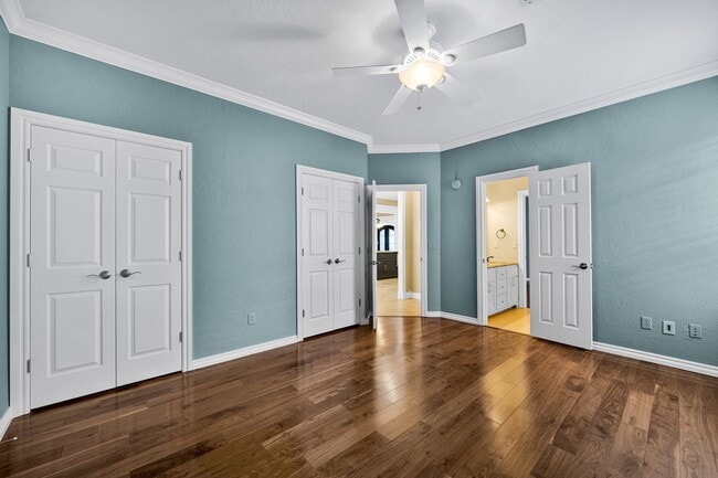 Building Photo - 404 NW 76th- Hot new listing!