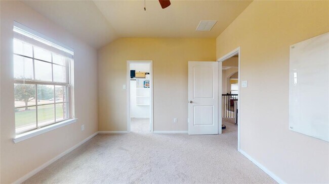 Building Photo - 28511 Pleasant Forest Dr