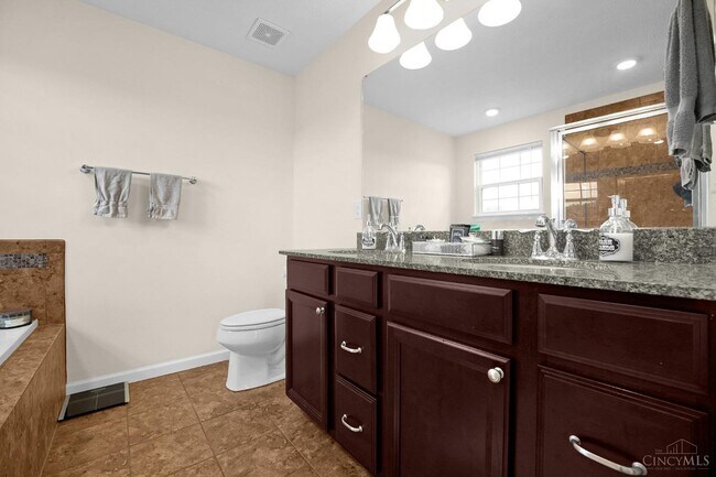 Building Photo - 6468 Holly Ln