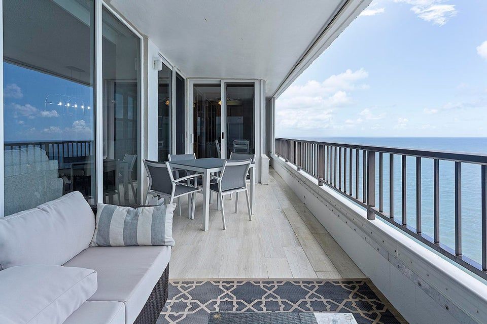 Building Photo - 4280 Galt Ocean Dr