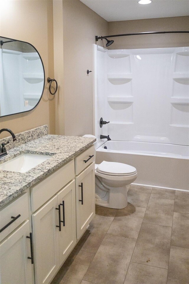 Building Photo - 516 Claremoor Ave