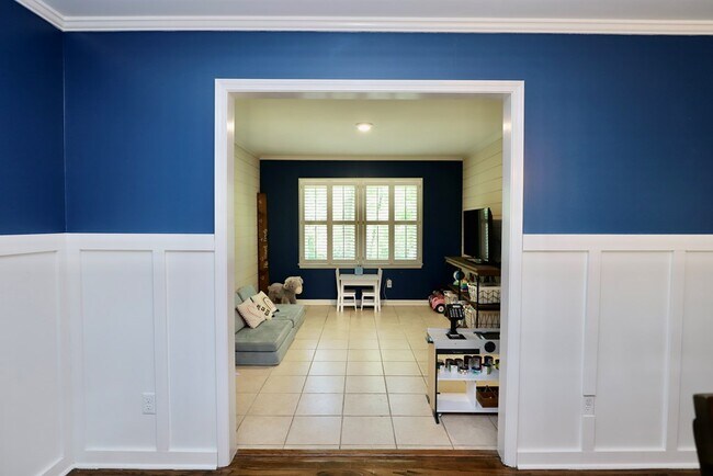 Building Photo - 2459 Clematis Trail