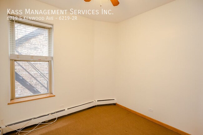 Building Photo - 6219 S Kenwood Ave