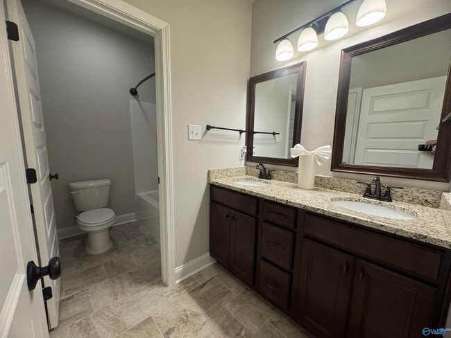 Building Photo - 5006 River Birch Ln