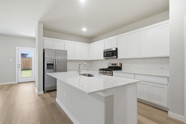 Building Photo - 617 Marigold Hl Wy