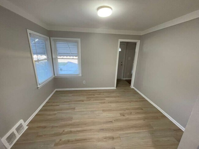 Building Photo - 20415 Goddard St