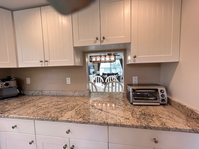 Building Photo - 4340 Falmouth Dr