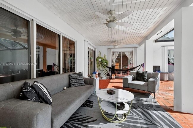 Building Photo - 11890 SW 72nd Pl