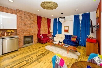 Building Photo - 2 & 3 Bedroom Units in the Dwight Street H...