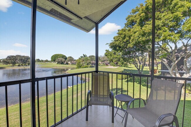 Building Photo - 5152 Golfview Ct