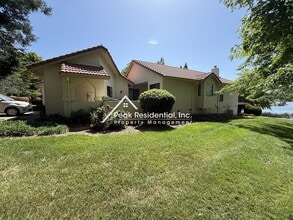 Building Photo - Rancho Murieta 3bd/2ba Duplex with 2 Car Garage