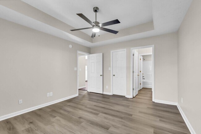 Building Photo - 1006 Bobcat Dr