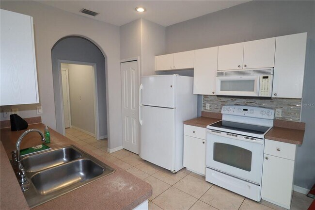 Building Photo - 2595 Snowflake Ln