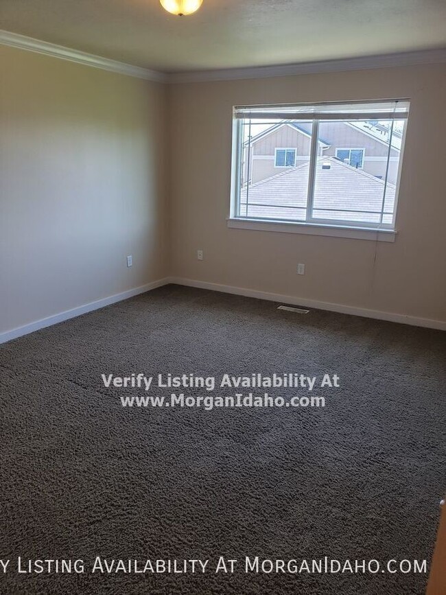 Building Photo - 9221 W Brogan Dr