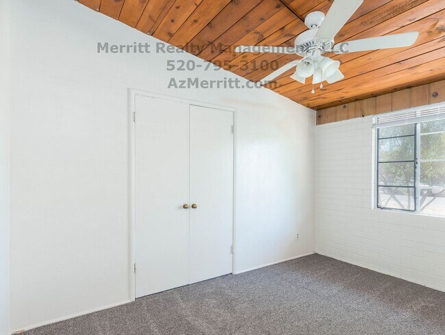 Building Photo - Perfect 3 bdrm 2 bath home in quiet centra...