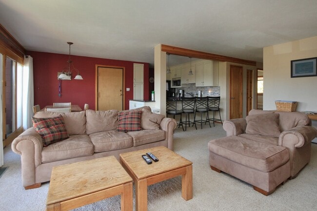 Building Photo - Timber Ridge Condo - 2 Bedroom/2 Bathrooms...