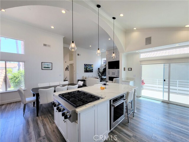 Building Photo - 5532 Spinnaker Bay Dr