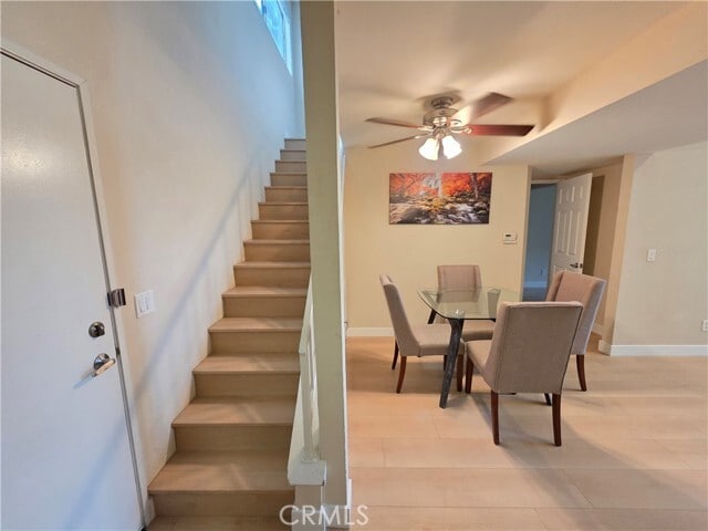 Building Photo - 5545 Canoga Ave