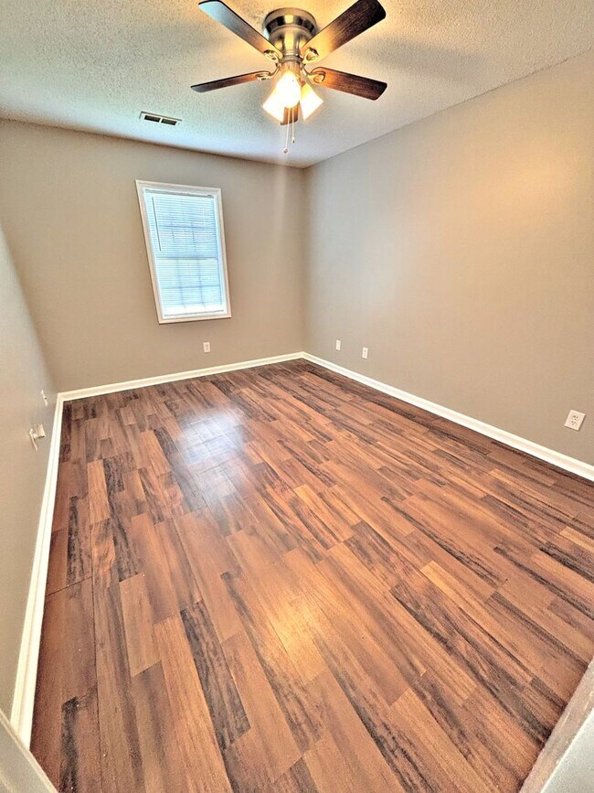 Building Photo - 2917 Wimberly Dr SW