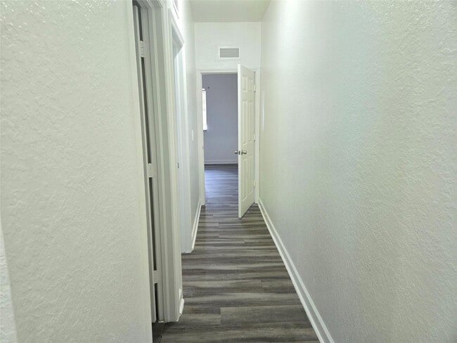 Building Photo - 3684 NW 29th Ct