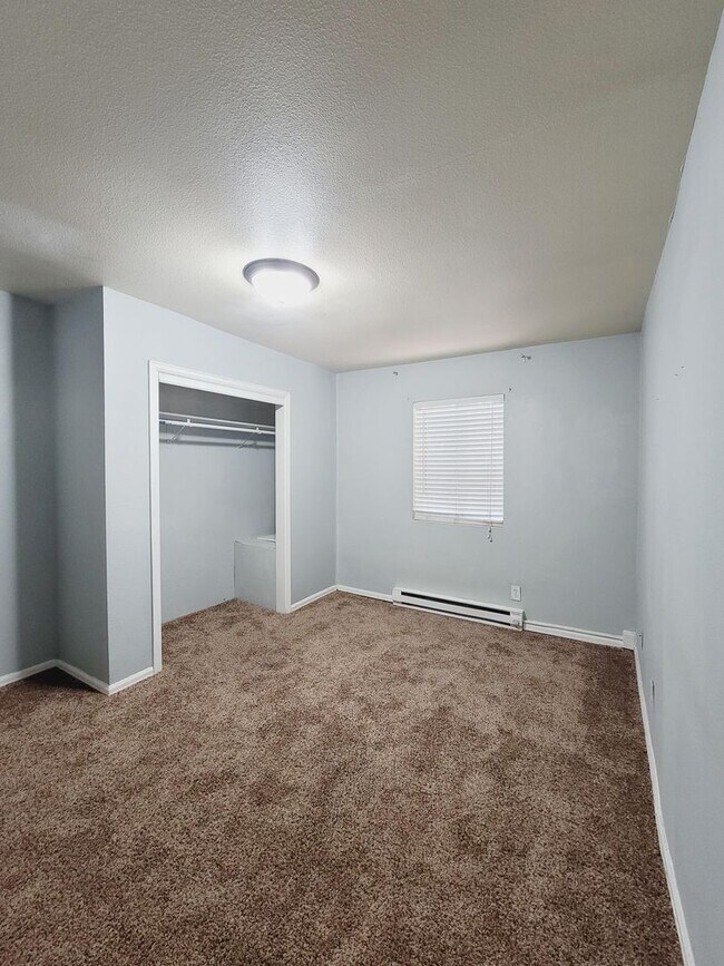 Building Photo - Cozy 2-Bed In Home in Old Colorado City an...