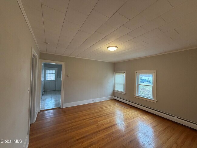 Building Photo - 102 Main Ave